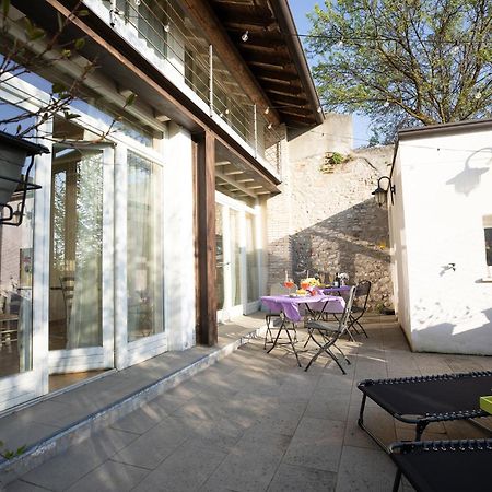 Relais La Rocca Solferino Bed and Breakfast Buitenkant foto