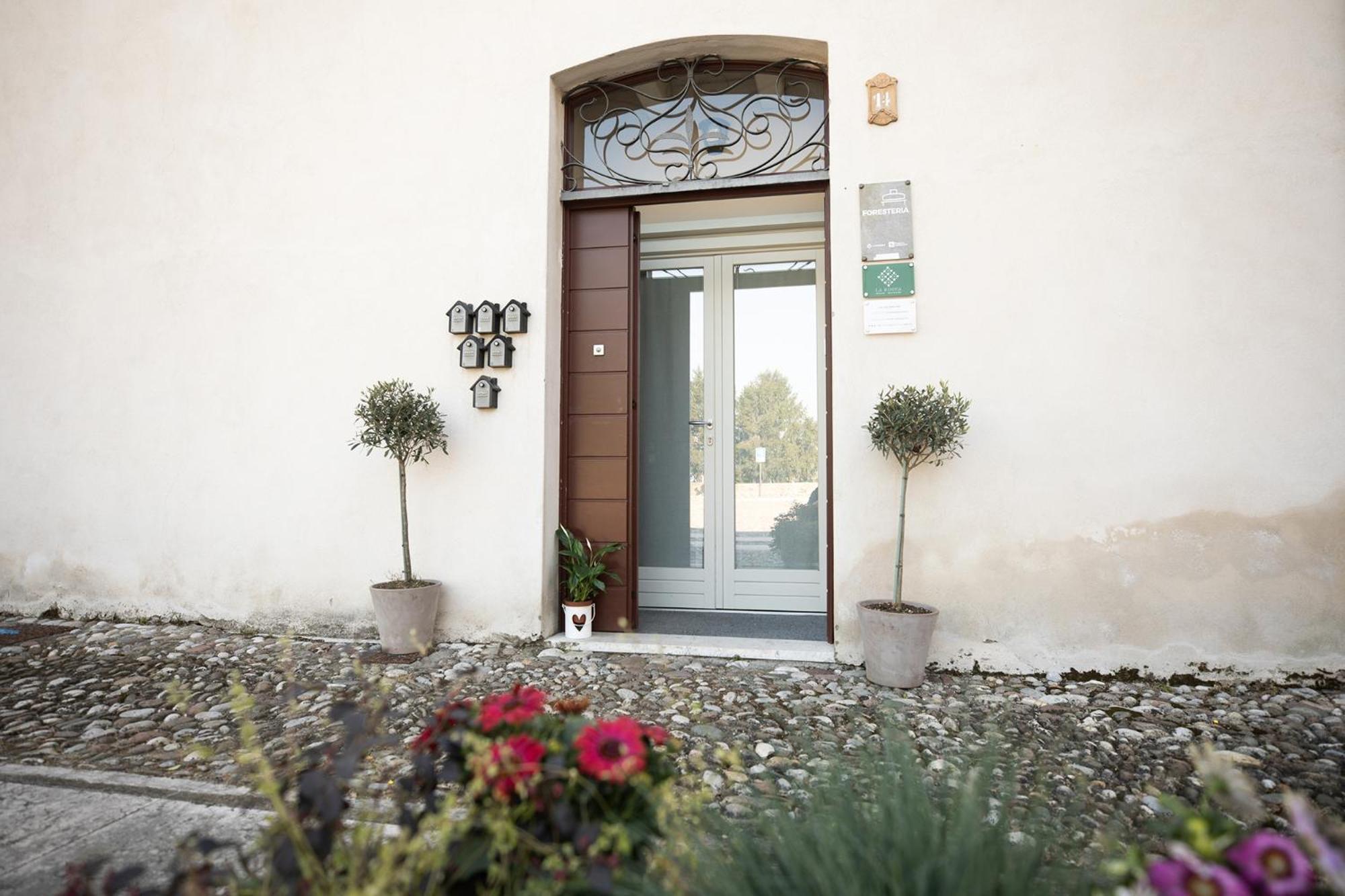 Relais La Rocca Solferino Bed and Breakfast Buitenkant foto