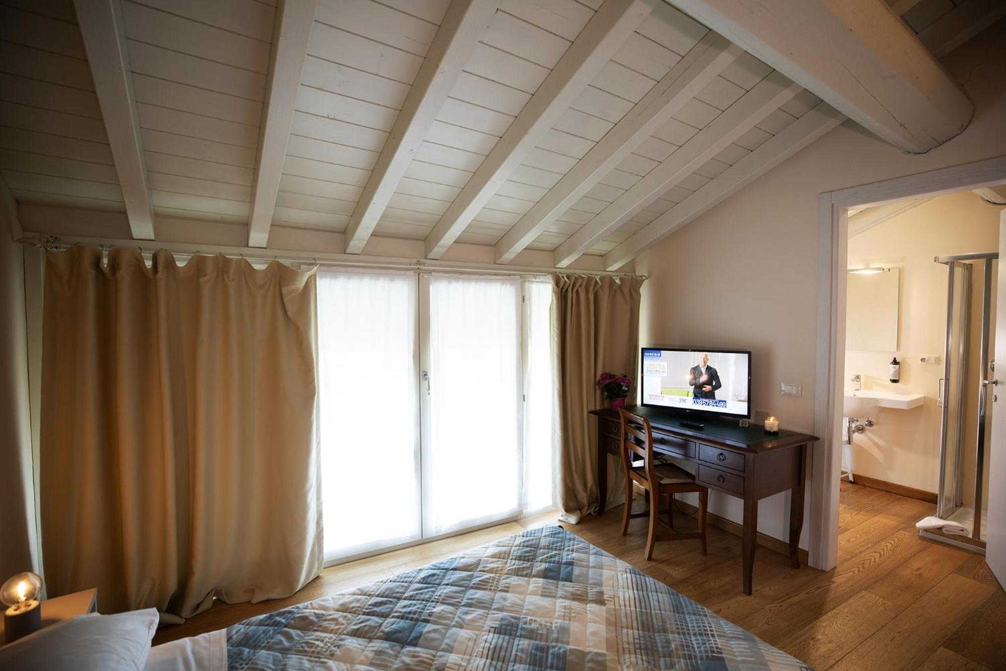 Relais La Rocca Solferino Bed and Breakfast Buitenkant foto